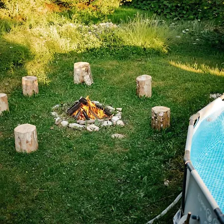 Sanjska Hisa Vojsko Prázdninový dům
