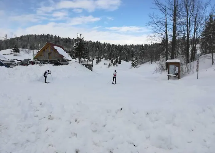 Sanjska Hisa Vojsko Casa de Férias