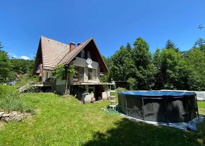 Sanjska Hisa Vojsko Casa de Férias *